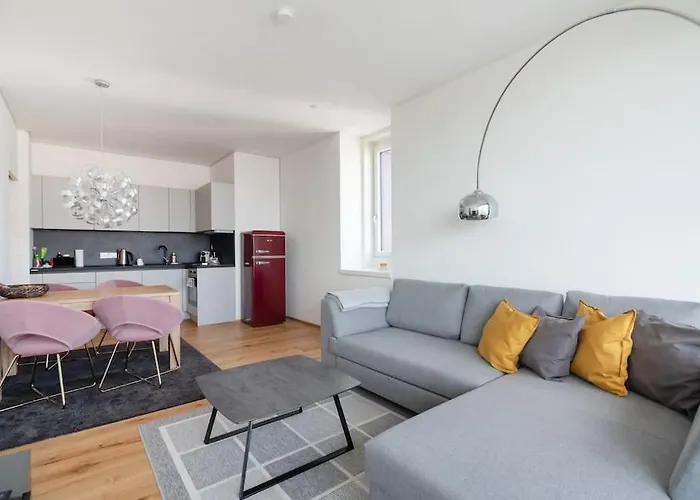 Apartment Hoch Hinaus, Neu Und Stilvoll Mit Pool Am Dach Vienna