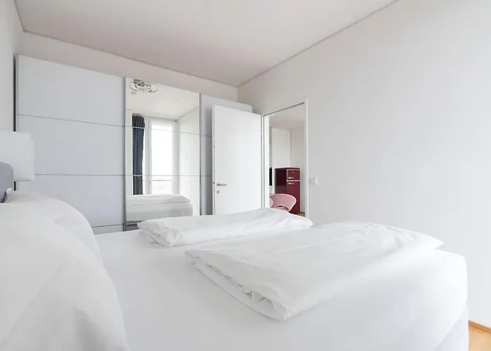 Hoch Hinaus, Neu Und Stilvoll Mit Pool Am Dach Vienna